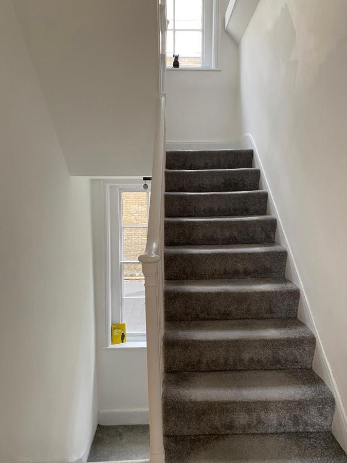 Bright & Modern Newly Refurb 2-Bed 2-Bath Whole Apartment Near Hyde Park & Kensington, Prime Paddington Location Zone 1 London Exterior photo