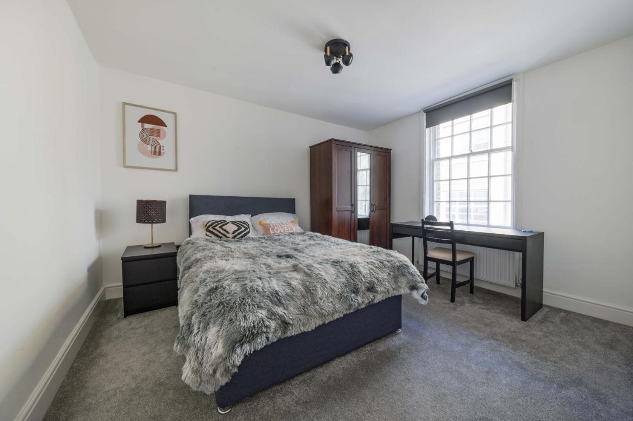 Bright & Modern Newly Refurb 2-Bed 2-Bath Whole Apartment Near Hyde Park & Kensington, Prime Paddington Location Zone 1 London Exterior photo