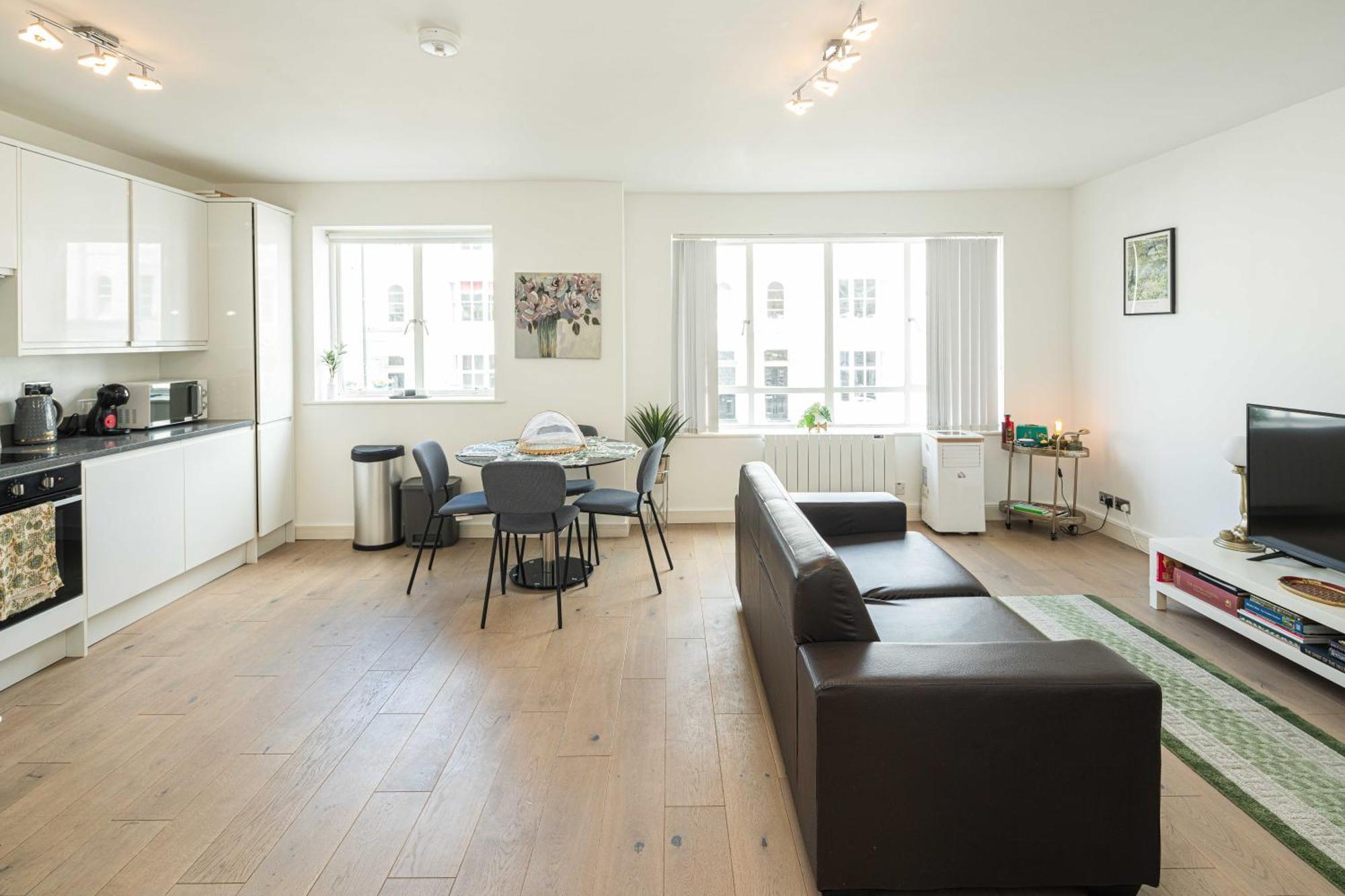 Bright & Modern Newly Refurb 2-Bed 2-Bath Whole Apartment Near Hyde Park & Kensington, Prime Paddington Location Zone 1 London Exterior photo